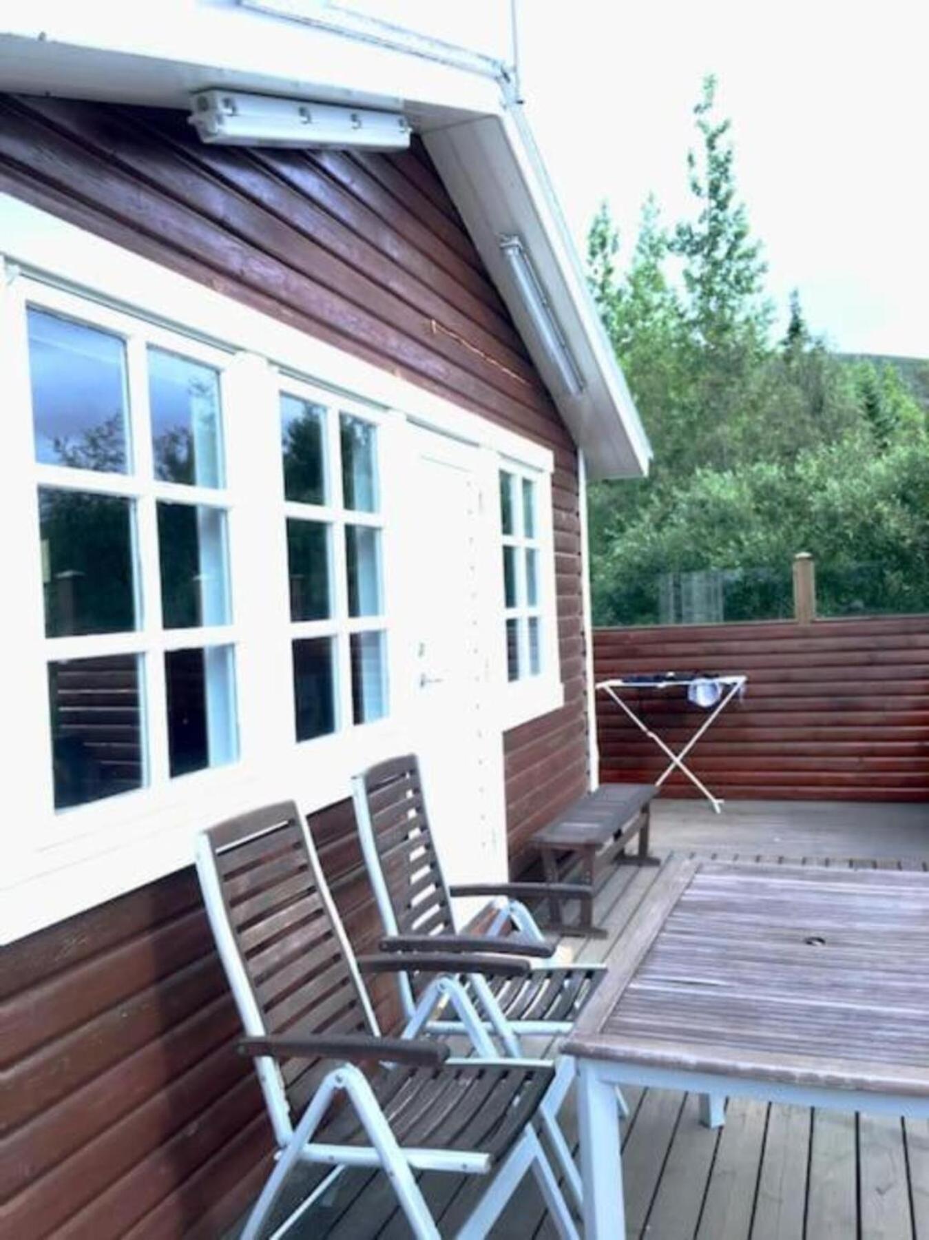 Cozy 2 Bedroom Cottage With Hot Tub Akureyri Eksteriør bilde