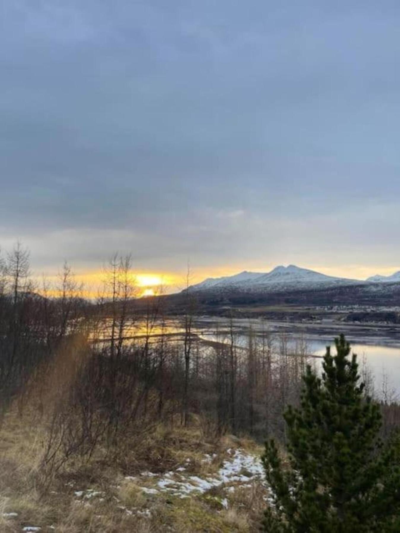 Cozy 2 Bedroom Cottage With Hot Tub Akureyri Eksteriør bilde